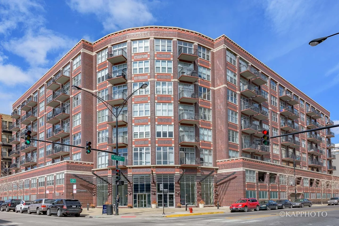 The Armando Chacon Group | Chicago Real Estate Agent photo 7