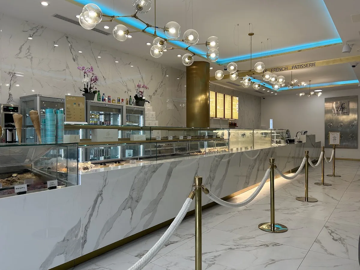 Le French Patisserie