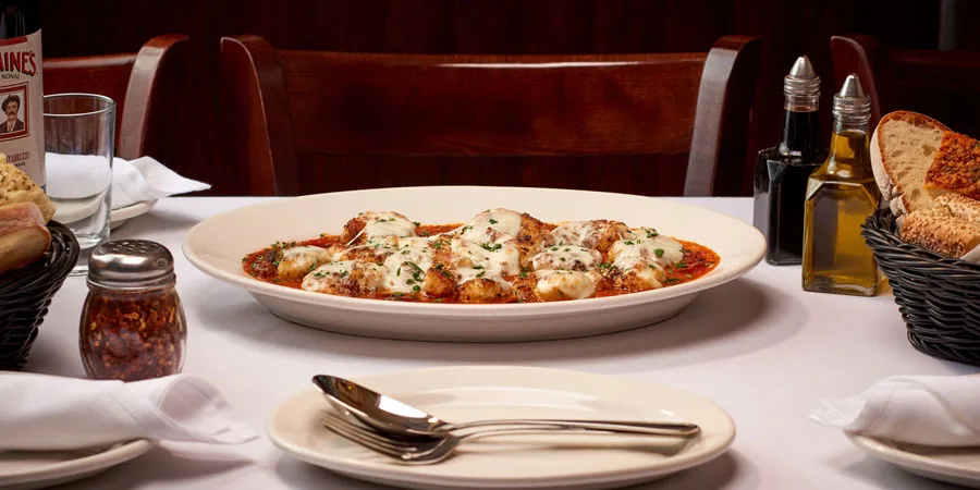 Carmine's - 44th Street - NYC photo 3
