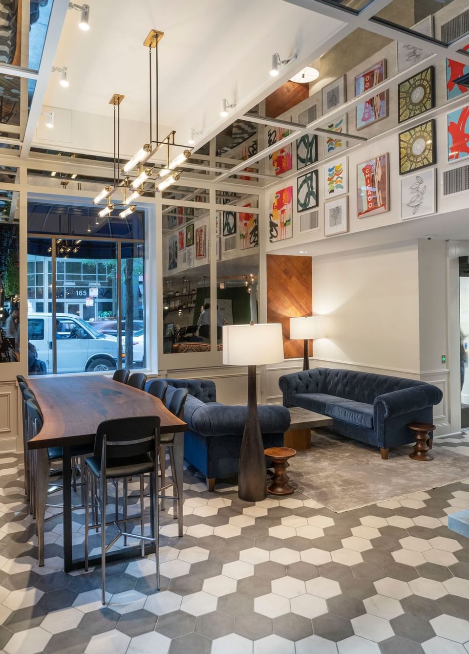 Hotel Saint Clair - Magnificent Mile