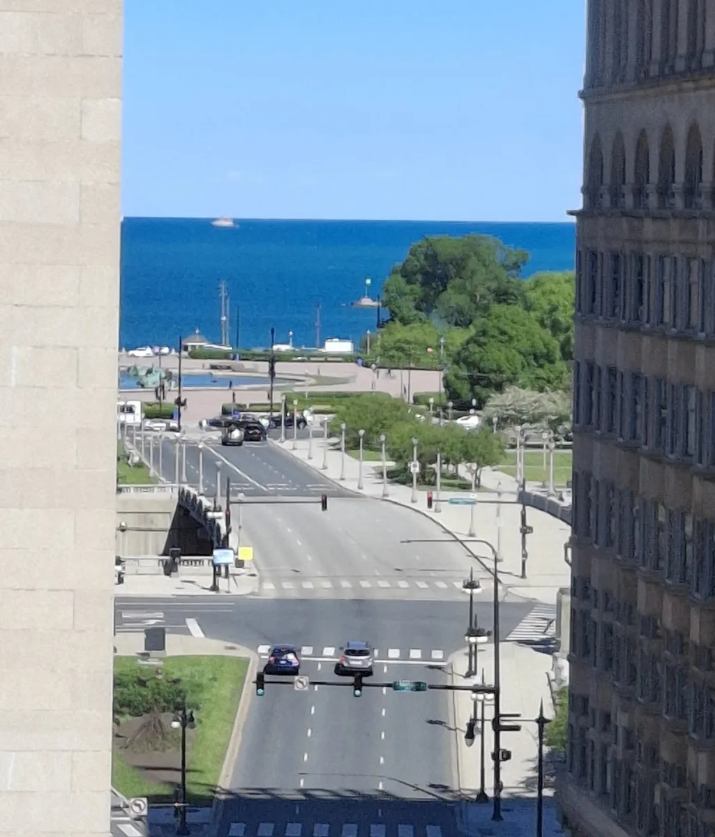 Hi Chicago photo 2