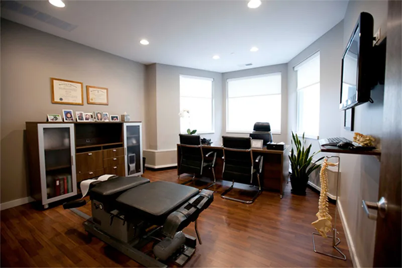 Chicago Chiropractic photo 3