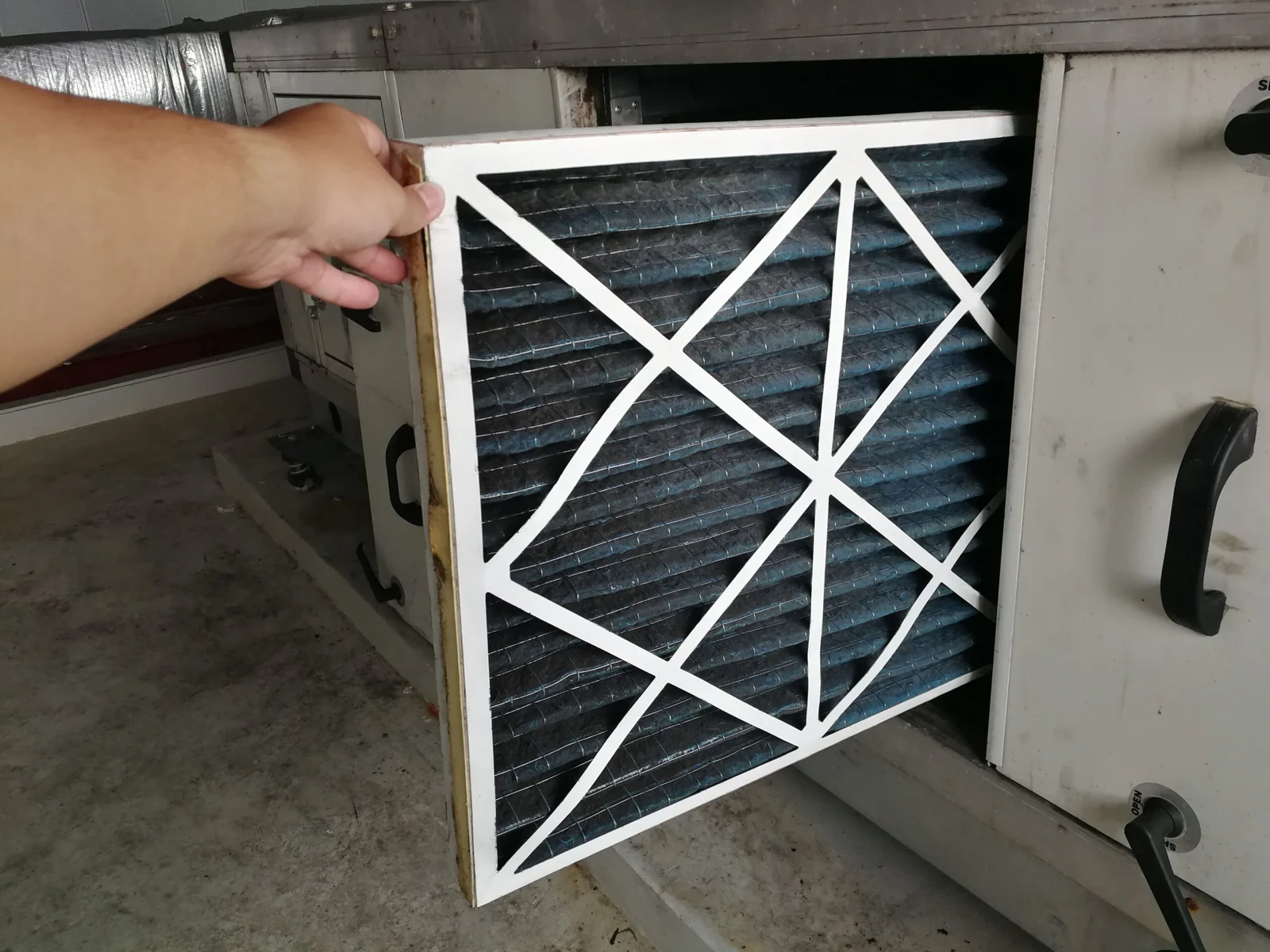 MODERN HVAC TECHNOLOGY