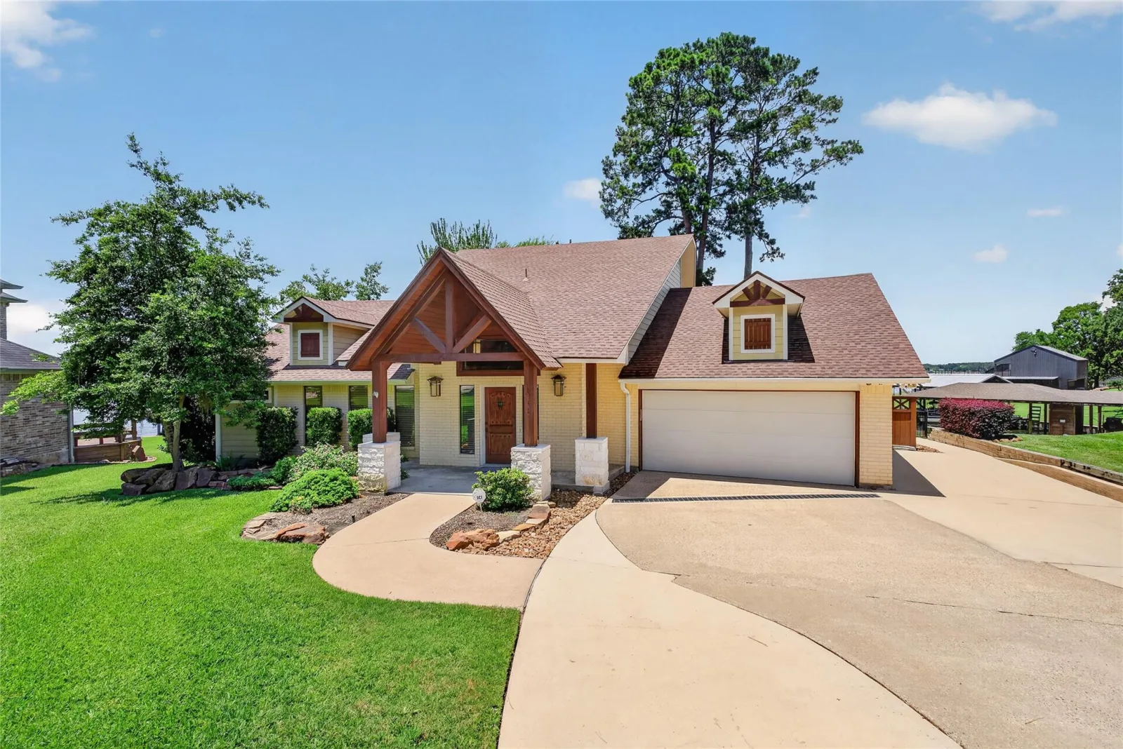 Corcoran Prestige Realty photo 4