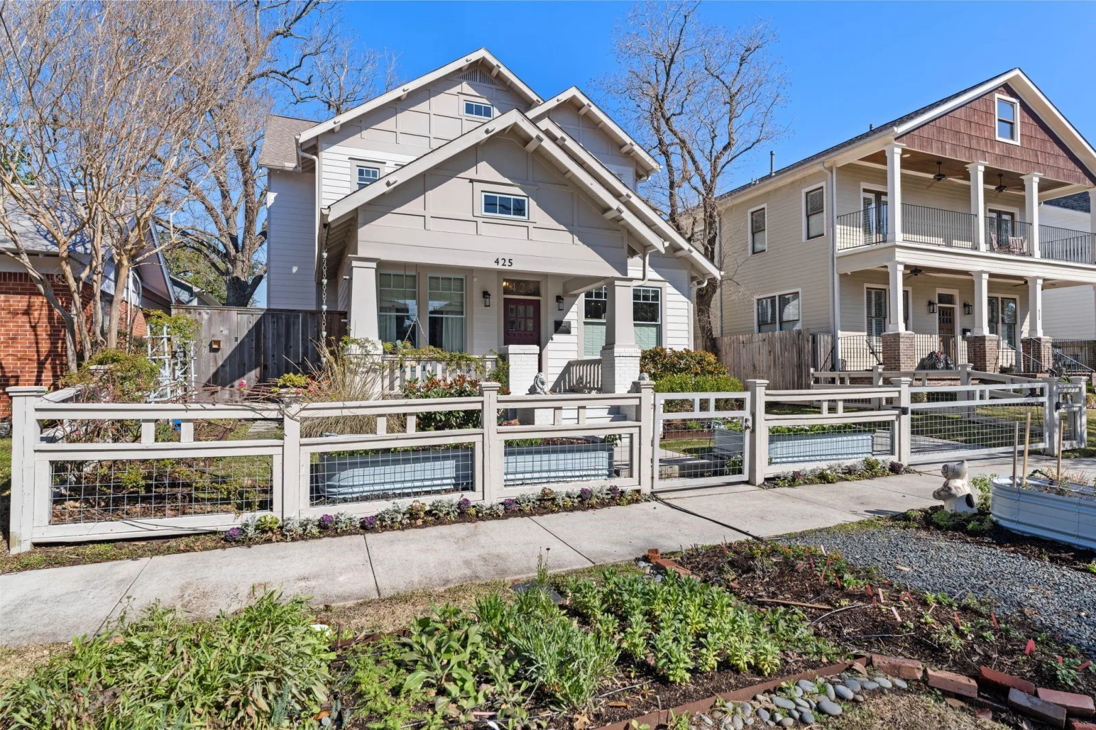HTX Group at Realty Of America photo 4