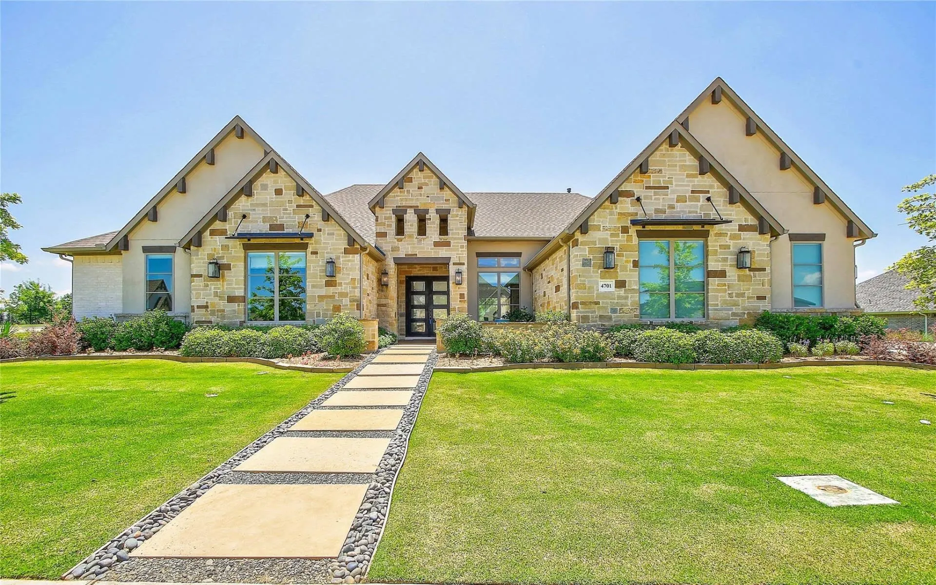 HTX Group at Realty Of America