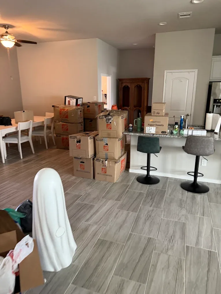 Apple Moving Houston photo 5