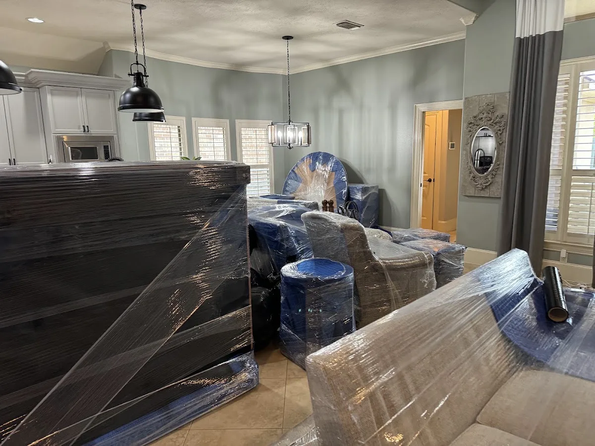 Houston Supreme Movers