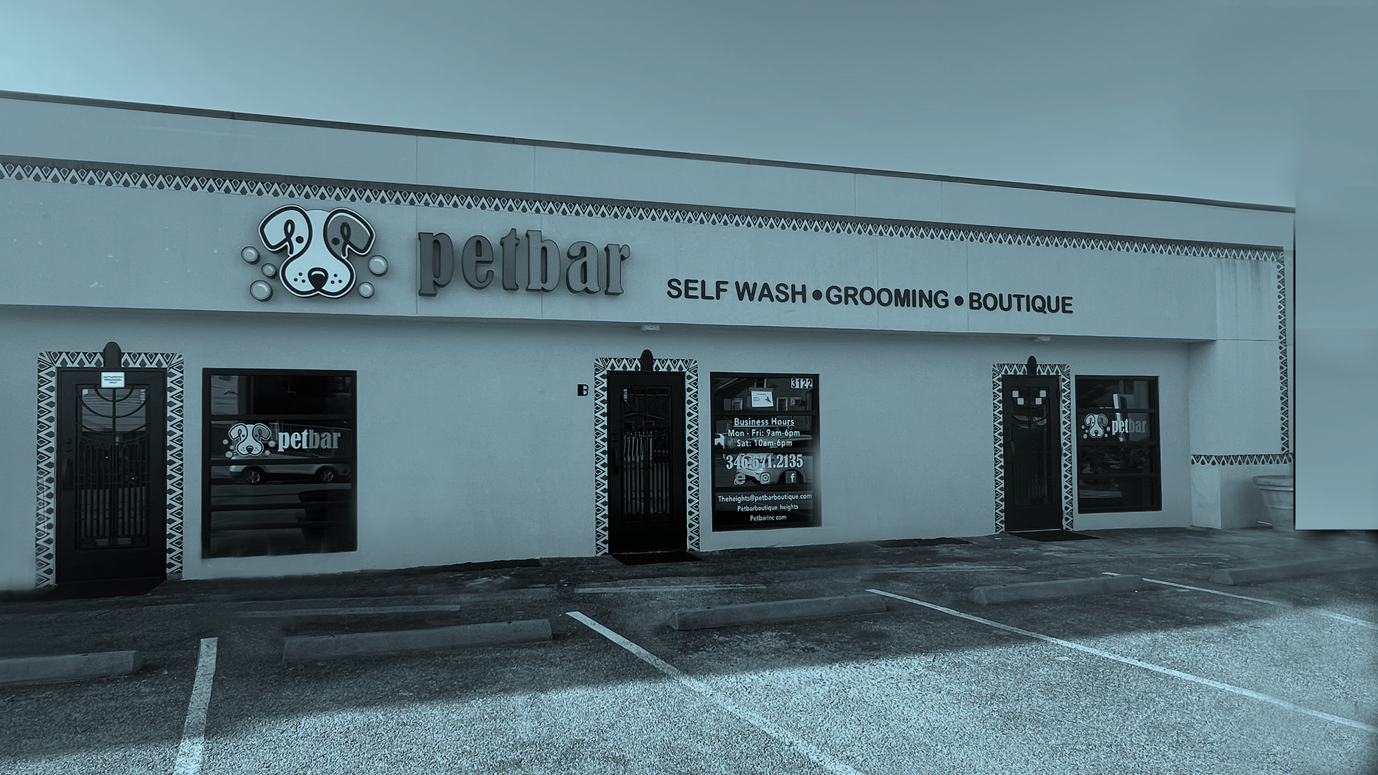 Petbar Boutique - The Heights