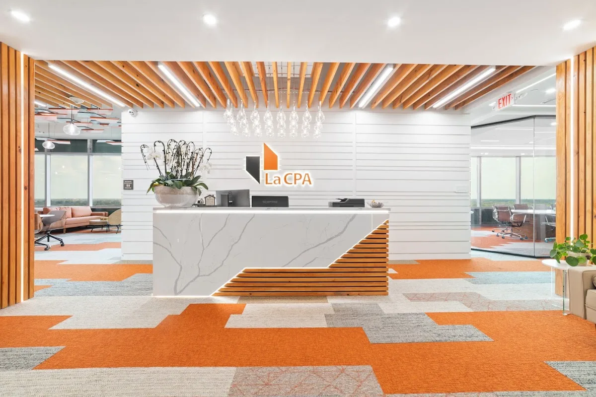 La Tax & Accounting LLC