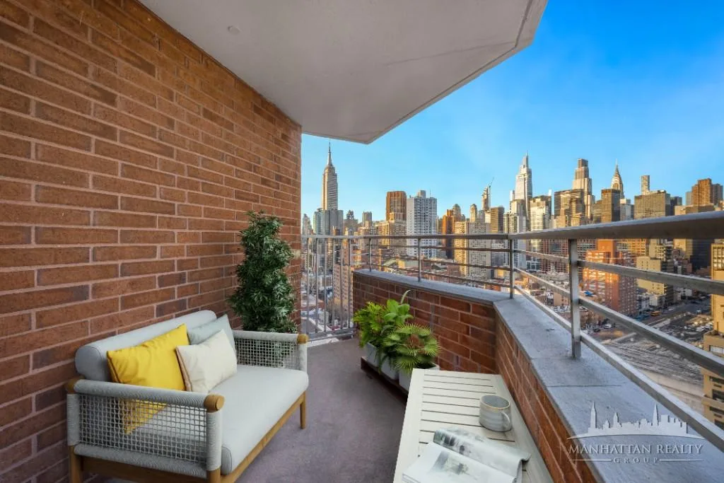 Manhattan Realty Group photo 6