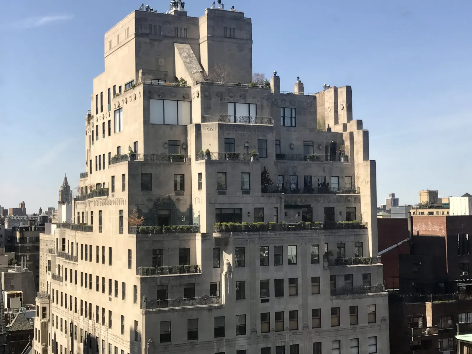 ELIKA Real Estate