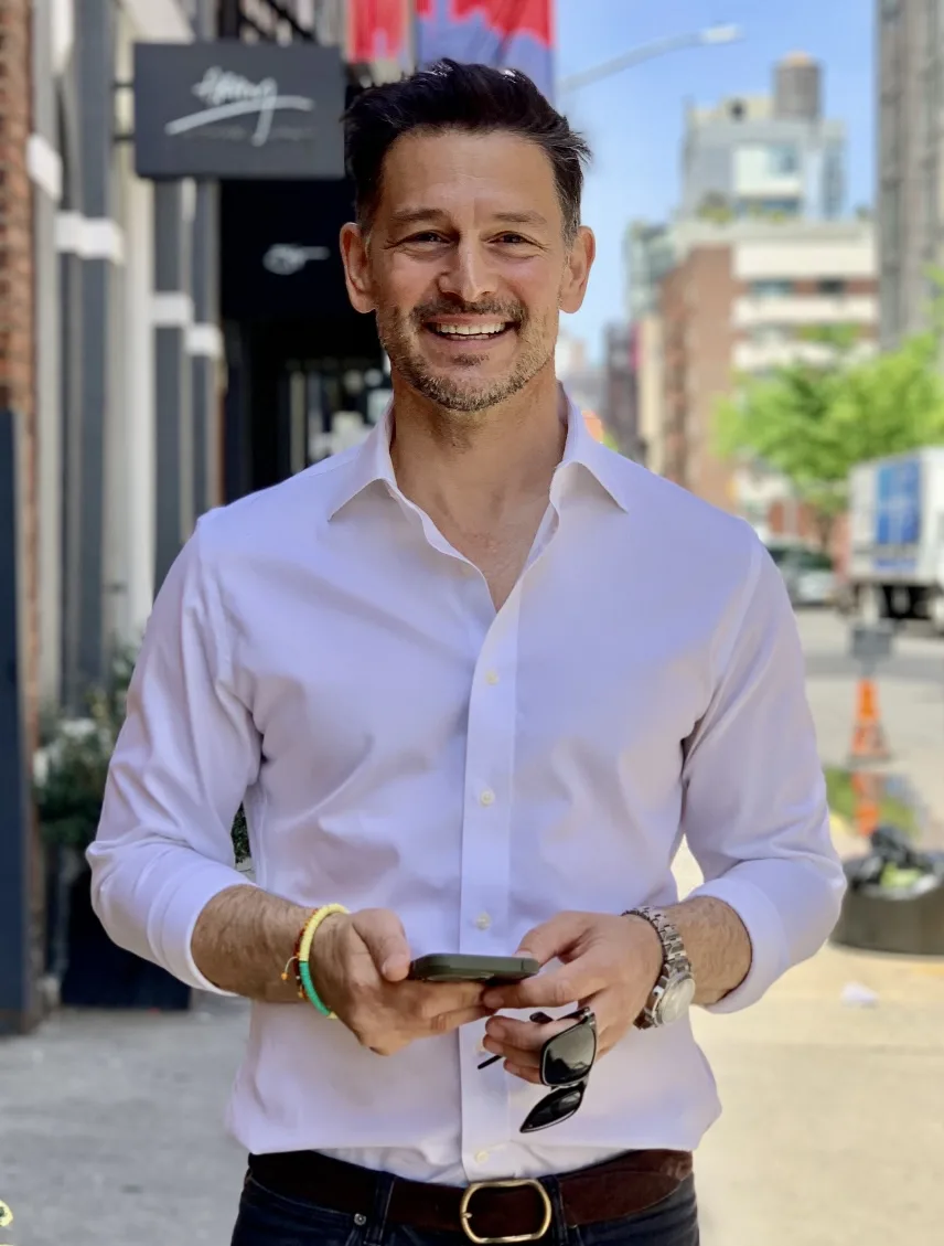 NYC Residential Real Estate Agent Gavin Hammon at Compass photo 7