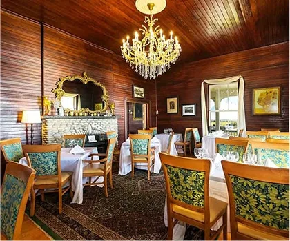 The Sullivan House photo 9
