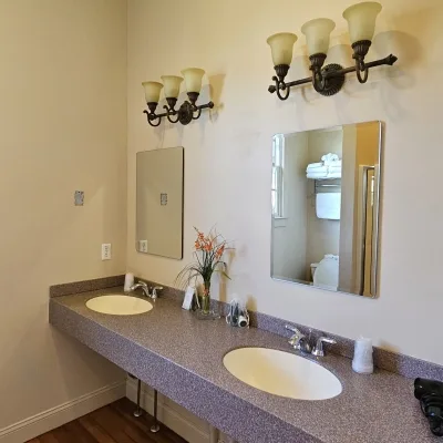 Ashley House photo 9