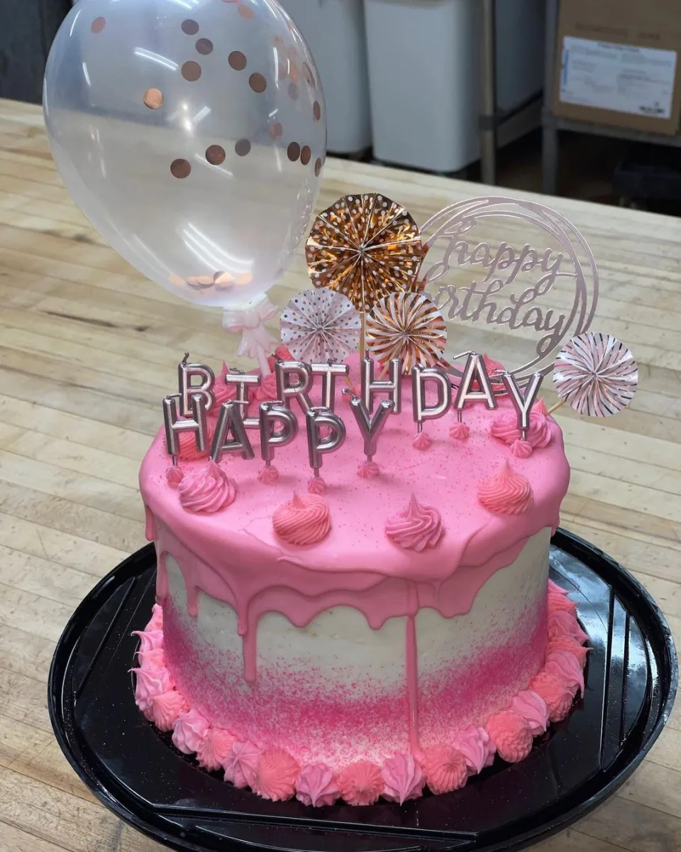 Aldo's Bakery & Homemade Icecream photo 4