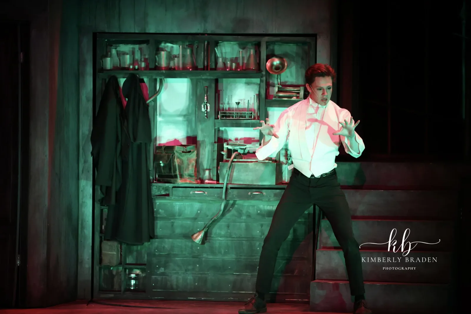 Anthony Quinn Foundation photo 7