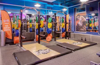 Crunch Fitness - 54th Street photo 7