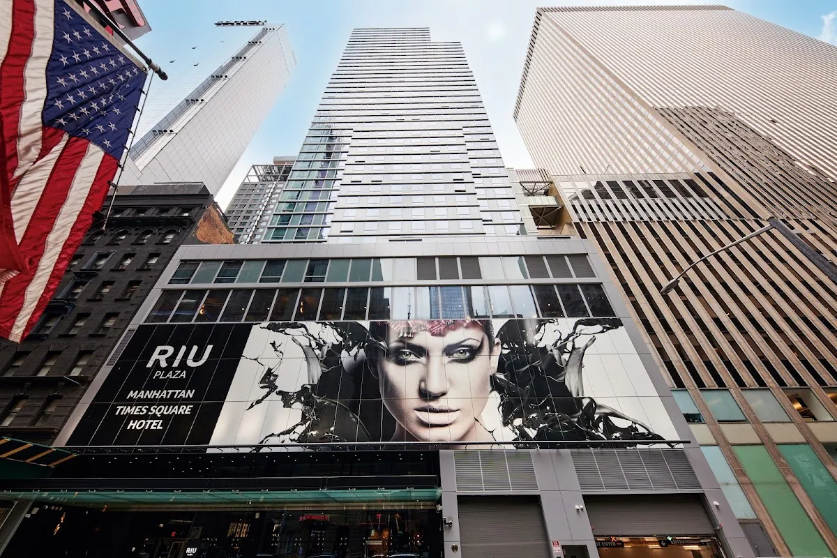 Hotel Riu Plaza Manhattan Times Square photo 2