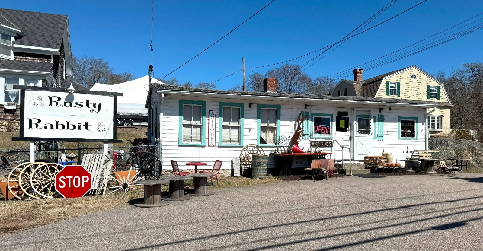 Rusty Rabbit Antiques