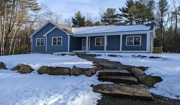 Long Realty inc. photo 3
