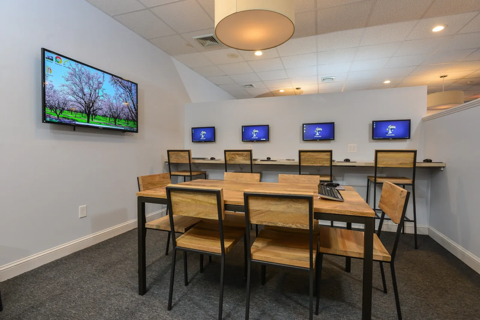 REMAX Real Estate Center photo 6