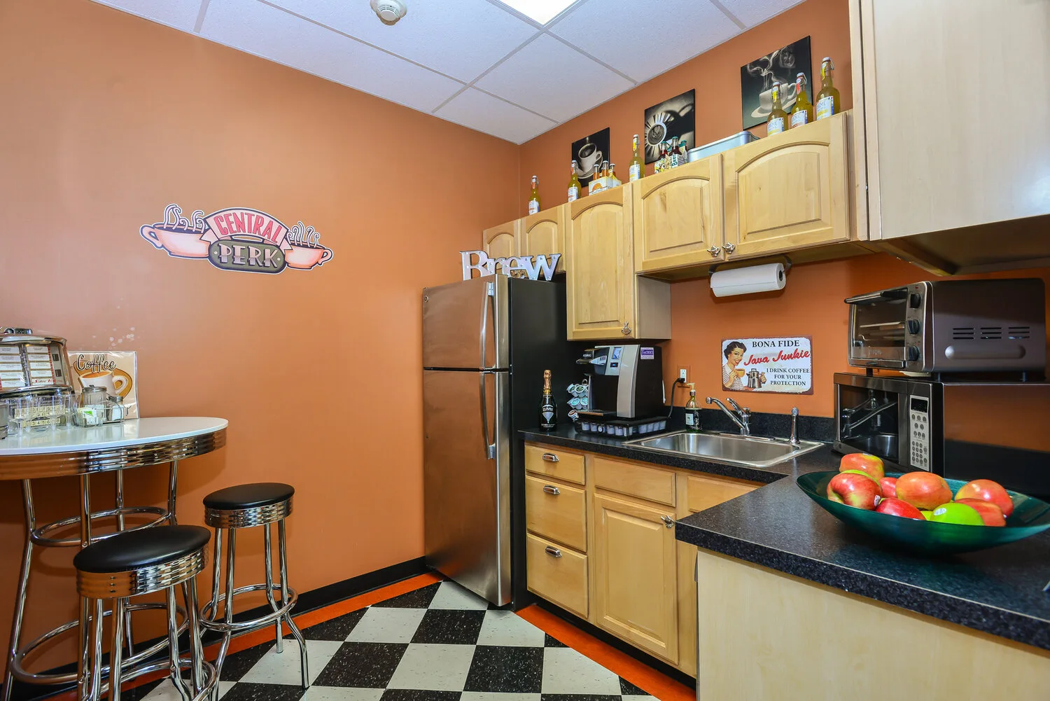 REMAX Real Estate Center photo 9