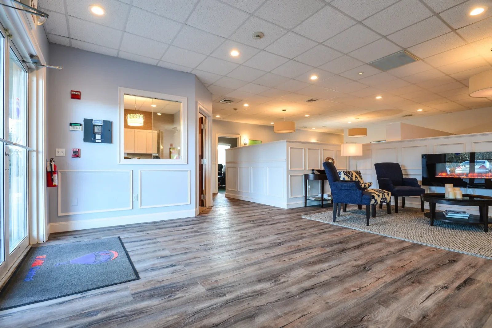 REMAX Real Estate Center photo 5
