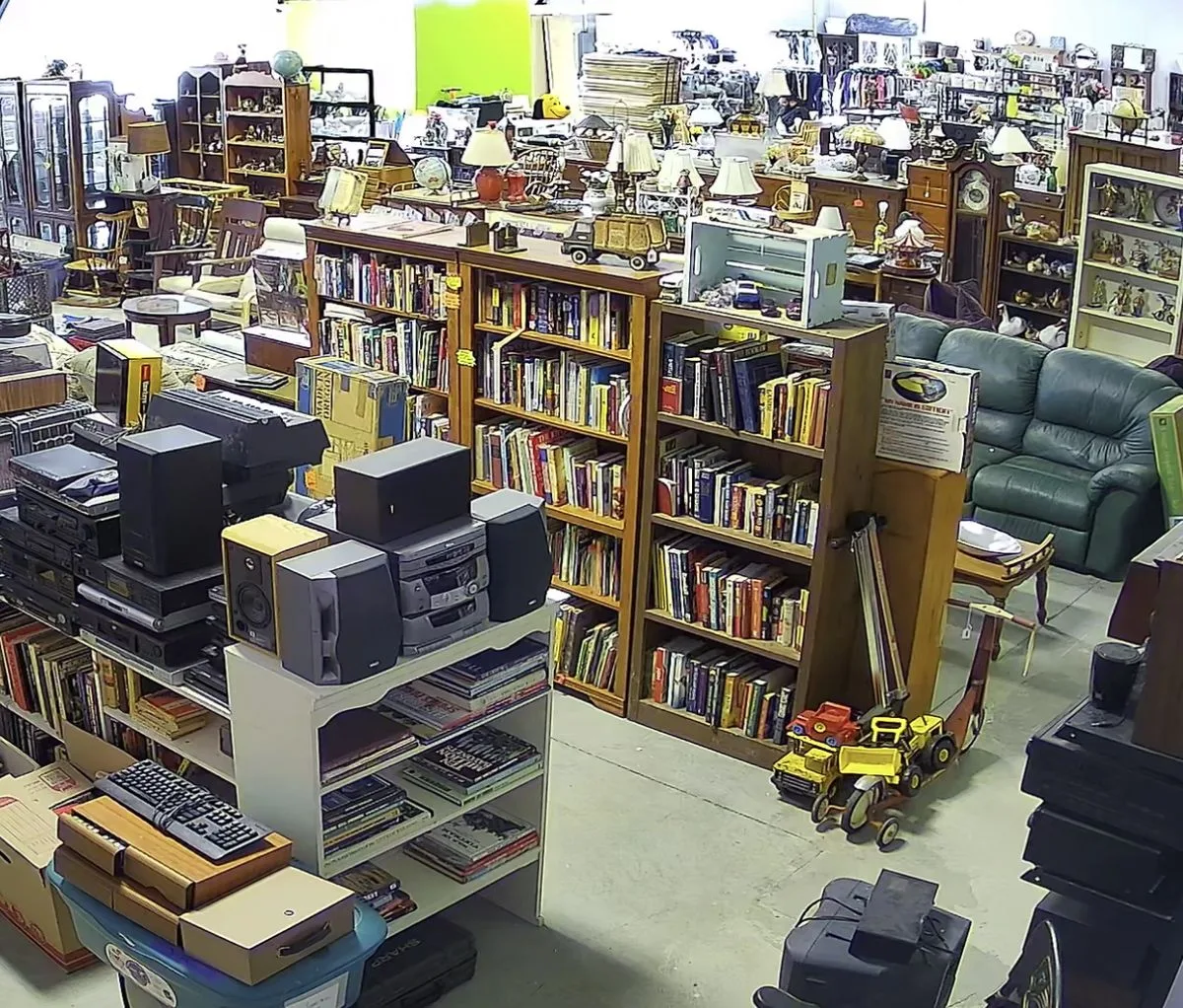Jimmy's Junk Retail photo 6