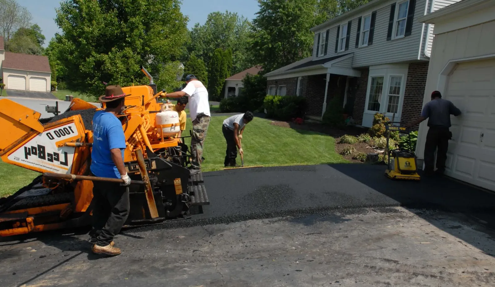 M & M Paving and Landscaping Inc photo 7