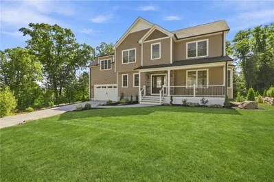 SD Realty Associates photo 8