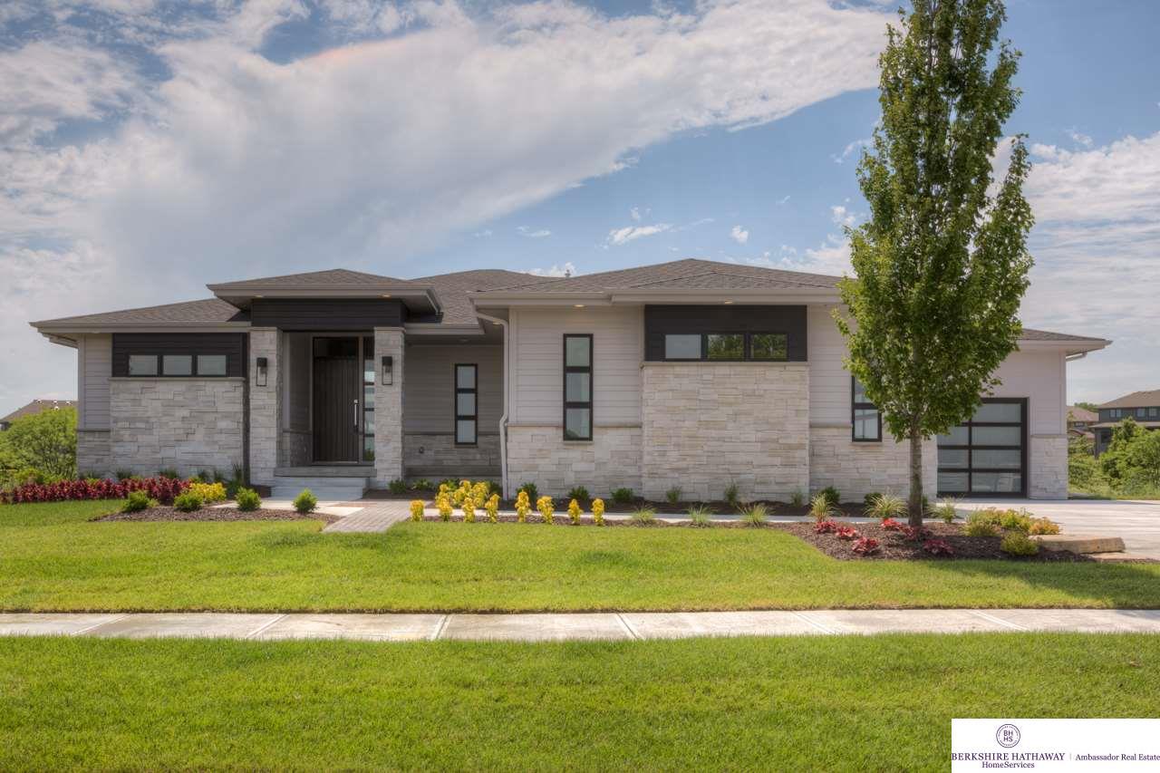 The Briley Team, Berkshire Hathaway HomeServices Ambassador Real Estate