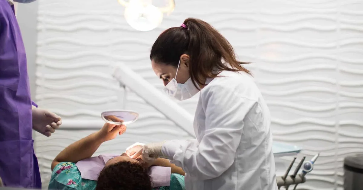 LA Dental Clinic photo 2