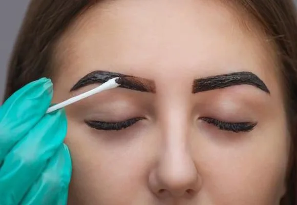 Smiley Eyes Eyebrow Threading photo 7