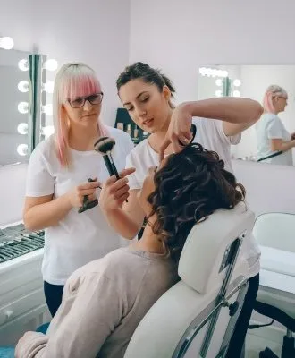GLOSS & GLAM Hair Salon & Head Spa ✂ photo 4