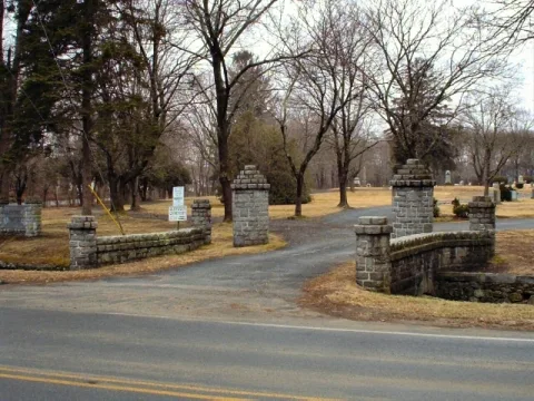 Glenwood Cemetary photo 3