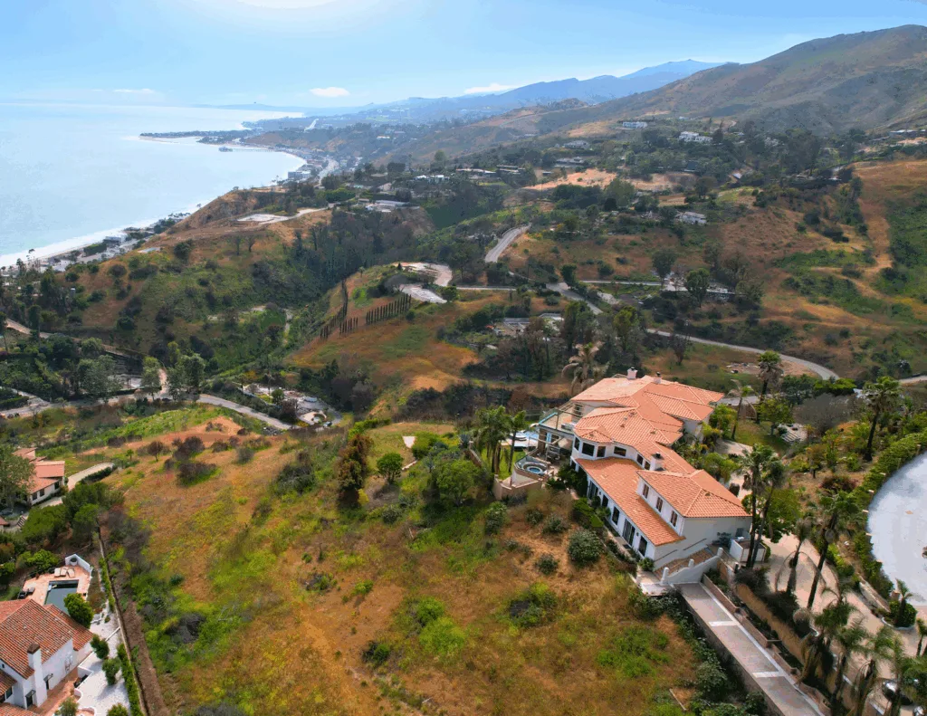 Keyes Real Estate photo 4
