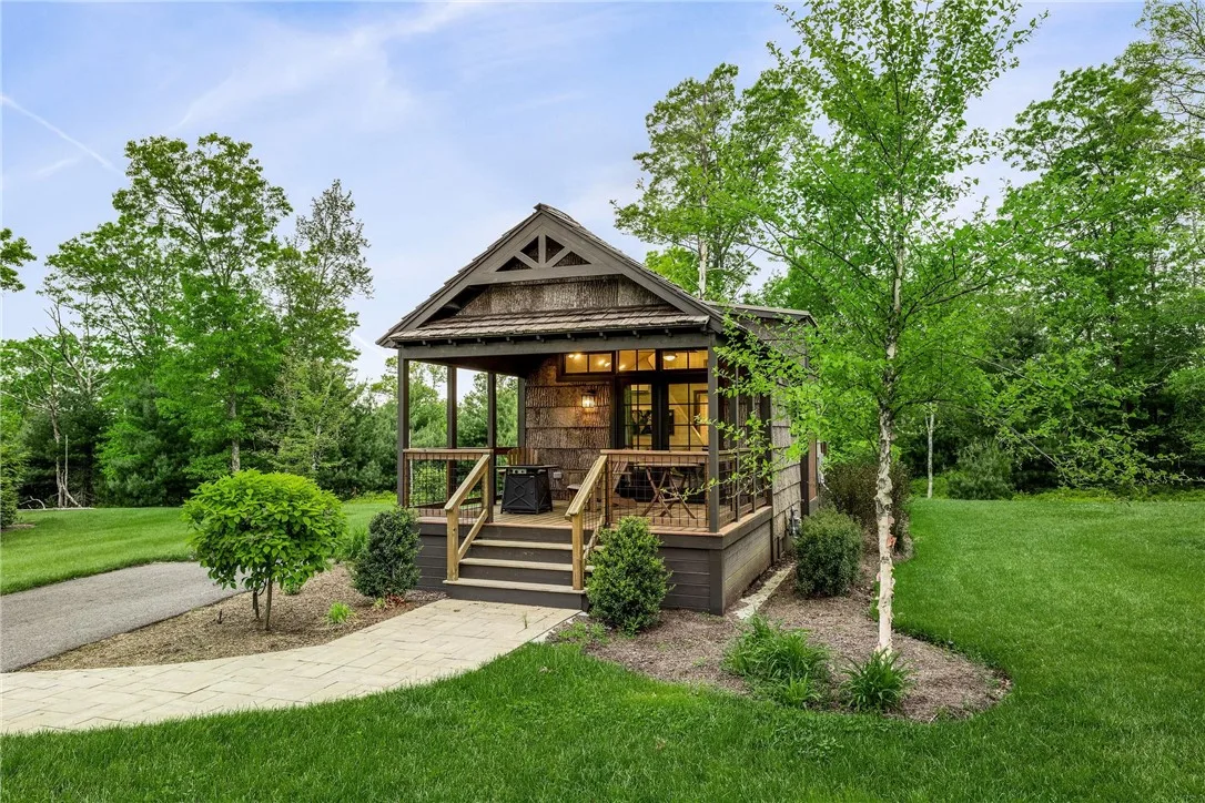 Phipps Team | Compass Realty photo 11