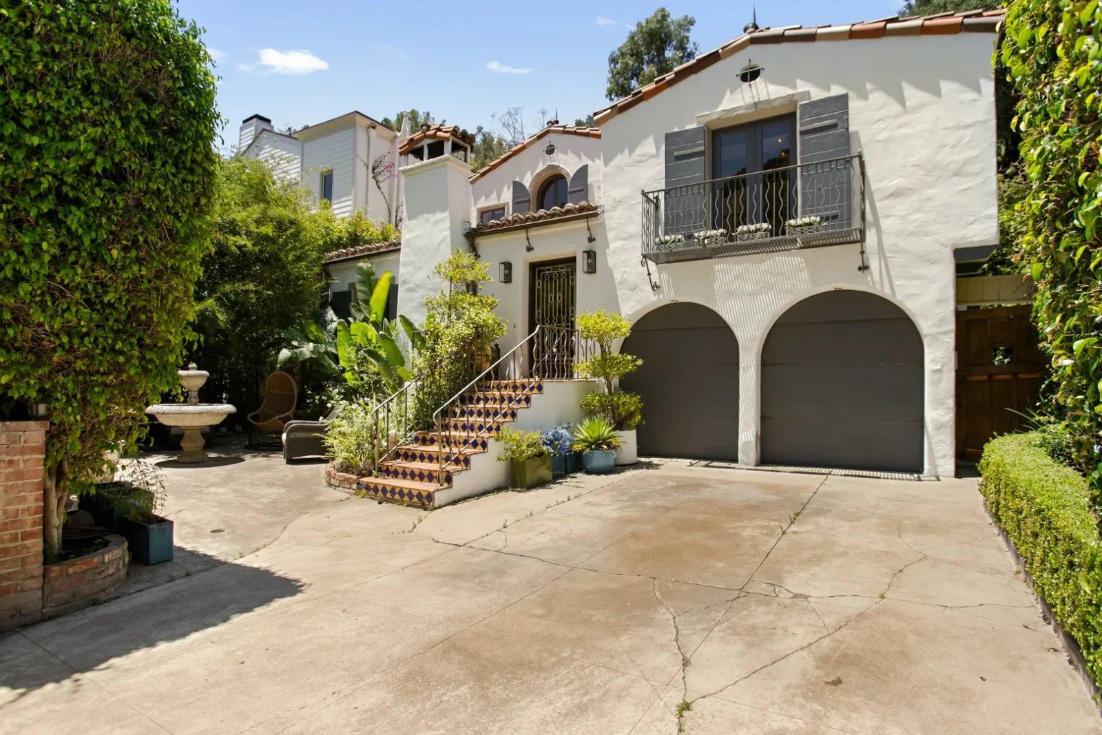 Ian & Kimberly Rhodes, Real Estate Agents & Advisors