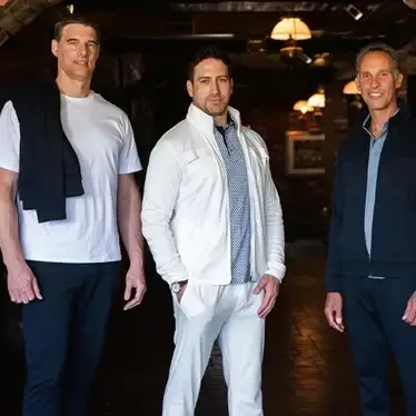 Roaring Fashions Mens Clothing Studio photo 10