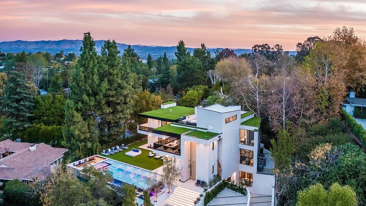 Los Angeles Realtors-Nahed & Krys Benyamein's Estate of Grace Real Estate photo 6