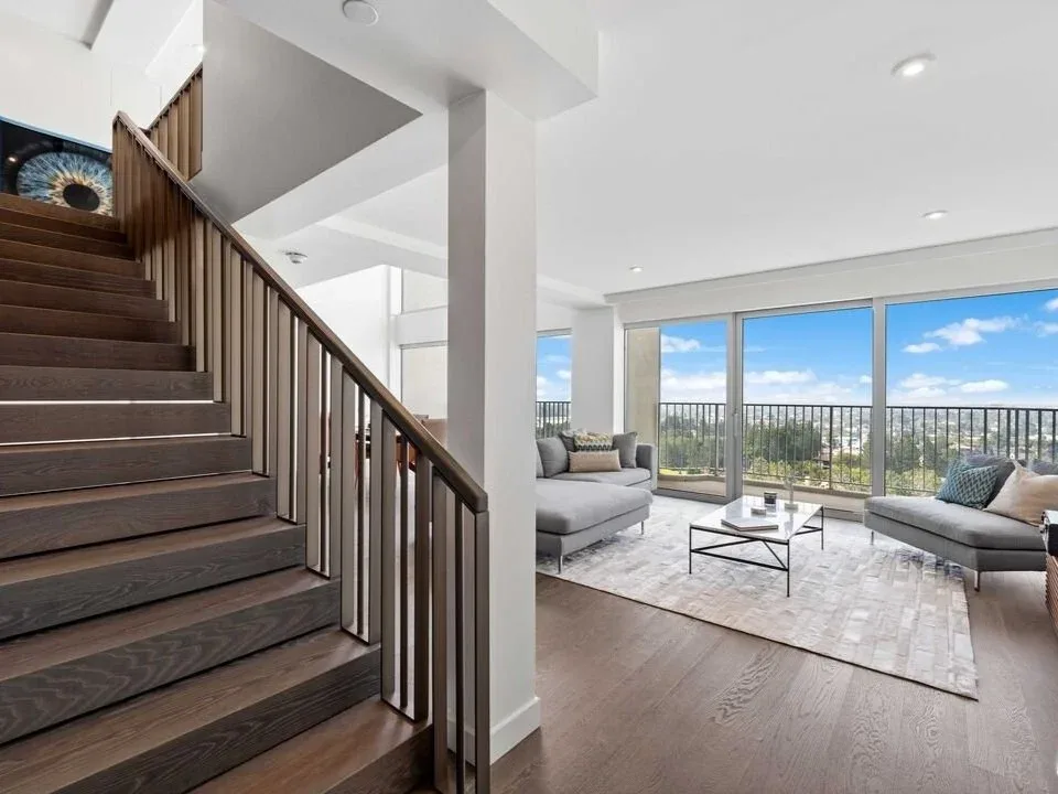 Ross Weinstein Real Estate Group - Brentwood-Santa Monica-Los Angeles photo 4