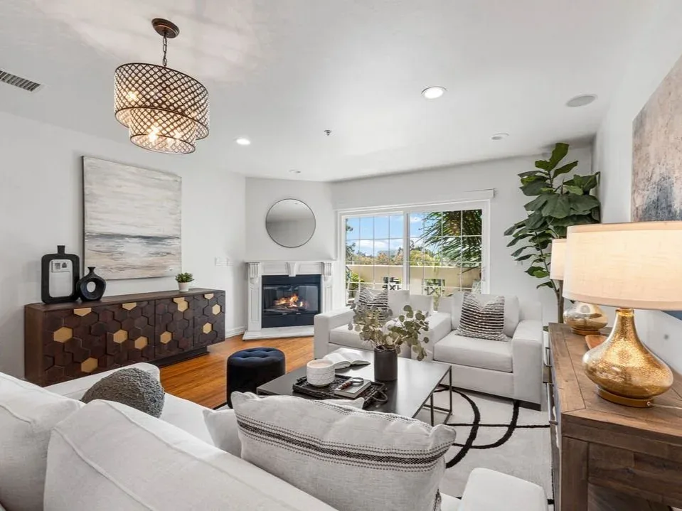 Ross Weinstein Real Estate Group - Brentwood-Santa Monica-Los Angeles photo 8