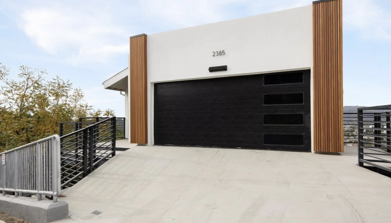 Ross Weinstein Real Estate Group - Brentwood-Santa Monica-Los Angeles photo 2