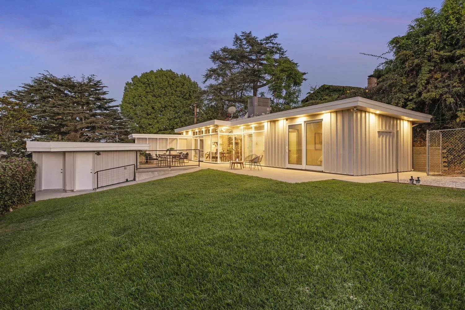 Dear LA Real Estate Team - Compass photo 8