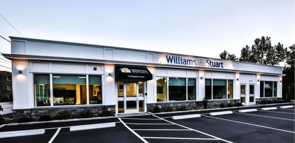 Williams & Stuart Real Estate photo 5