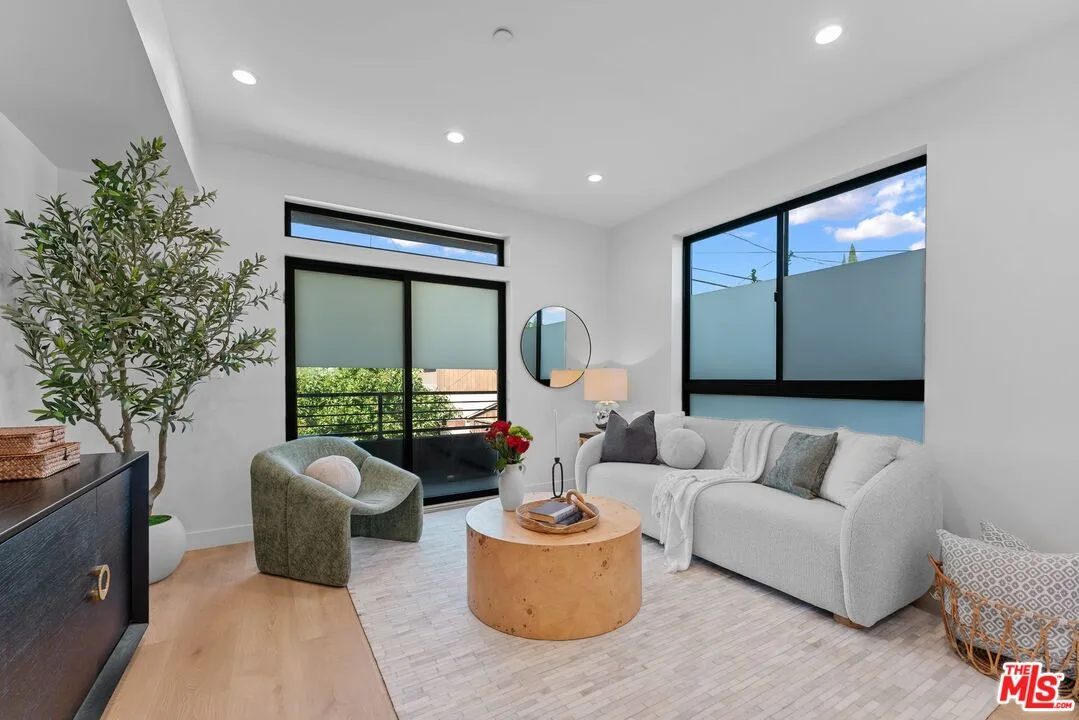 ARIA Properties photo 6