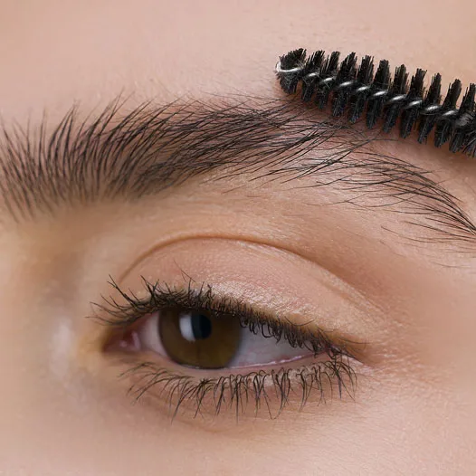 Hema eyebrow threading photo 4