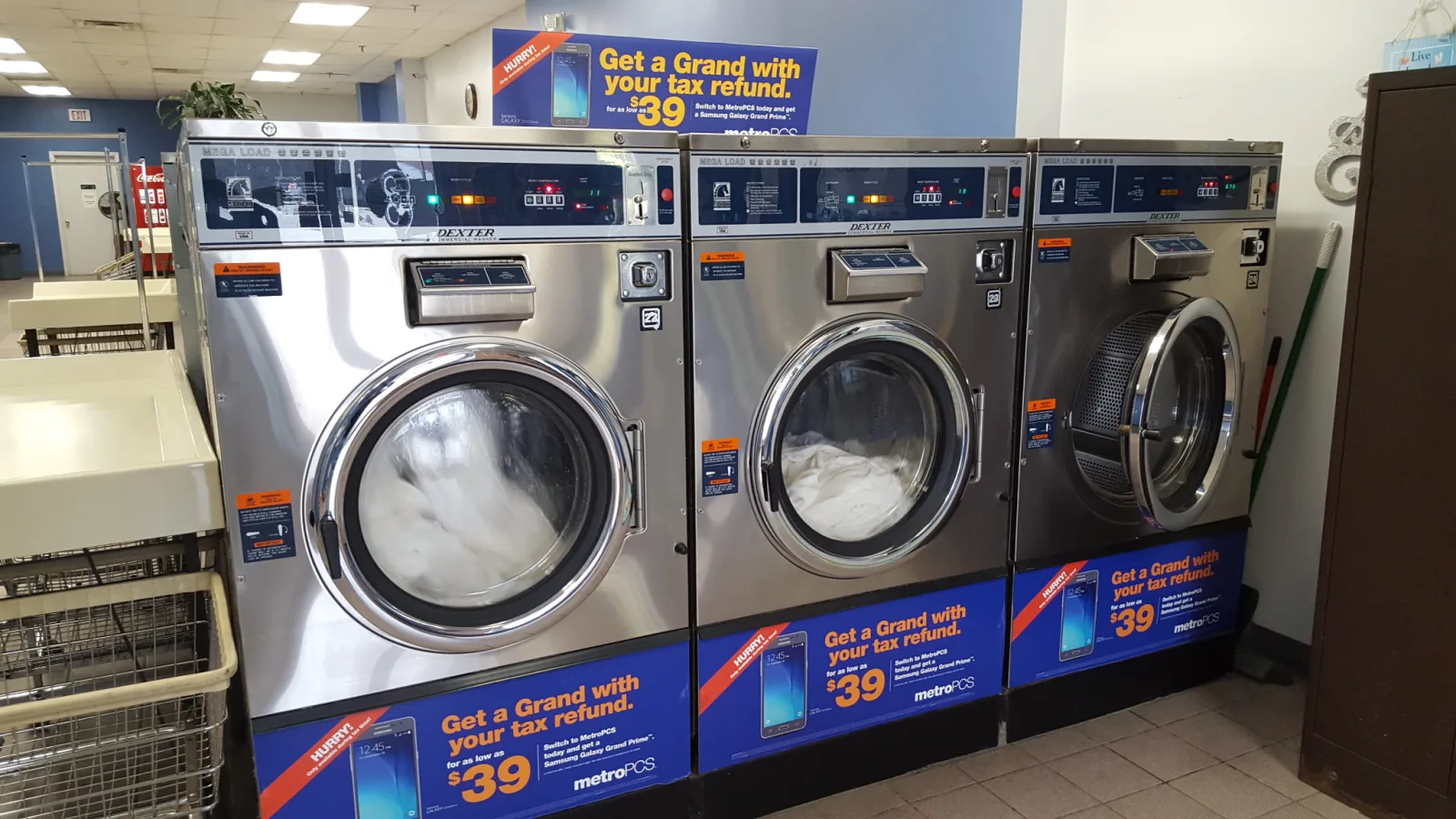 The Clothes Pin Laundromat photo 4