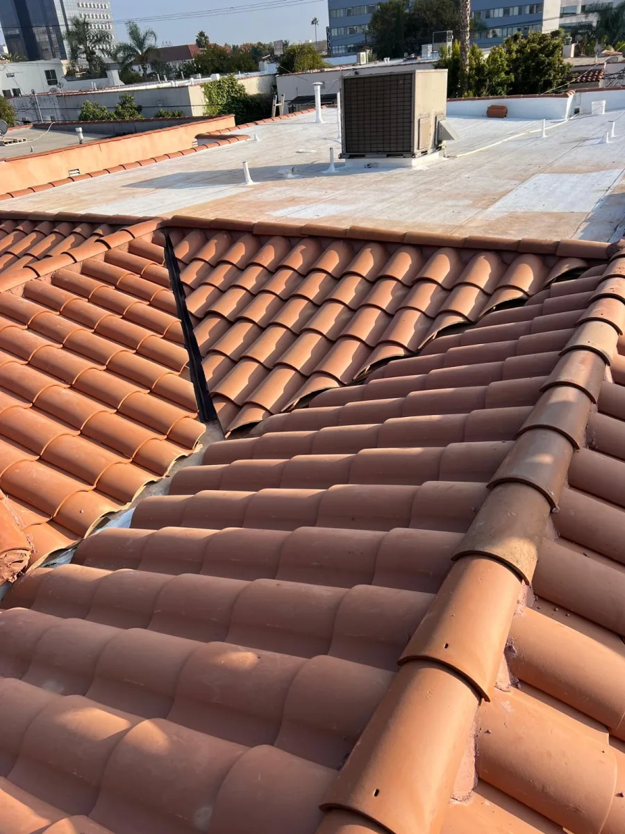 The Local Roofers Builder